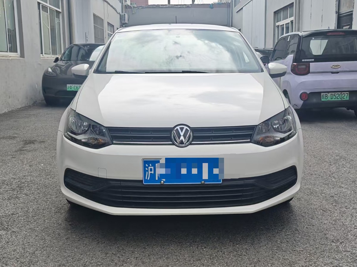 Volkswagen Polo 2019 car image #3