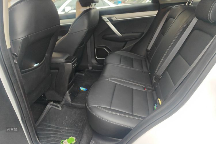 GEELY Coolray 2026 изображение автомобиля #19