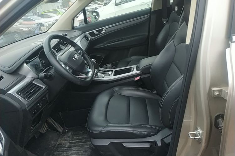 GEELY Emgrand GS 2020 #15 GEELY Emgrand GS 2020 car image #15