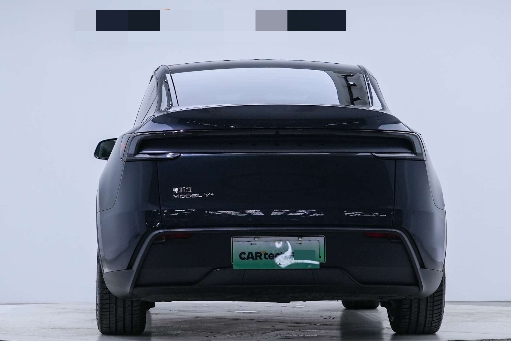 Tesla Model Y 2026 #2 Tesla Model Y 2026 car image #2