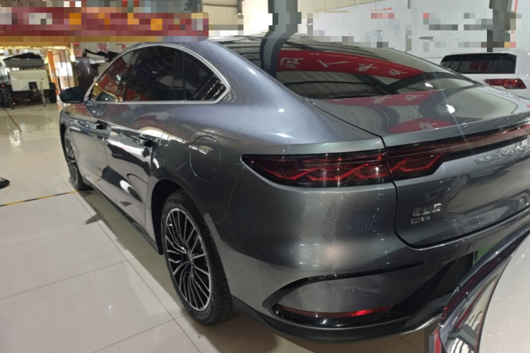 BYD Han 2022 car image #5