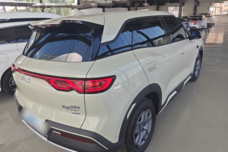 BYD YuanUP 2025 #7 BYD YuanUP 2025 car image #7