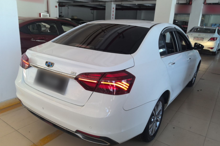 GEELY Emgrand 2019 car image #7