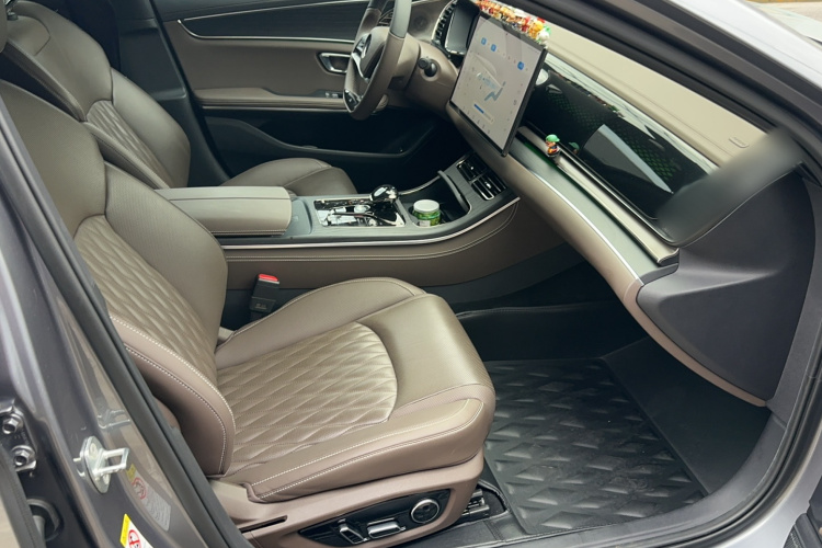BYD Han 2021 image de voiture #13