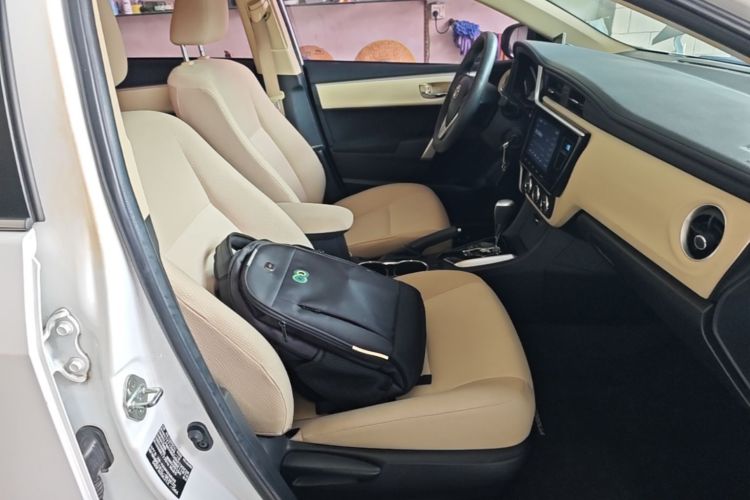 Toyota Corolla 2019 #26 Toyota Corolla 2019 car image #26