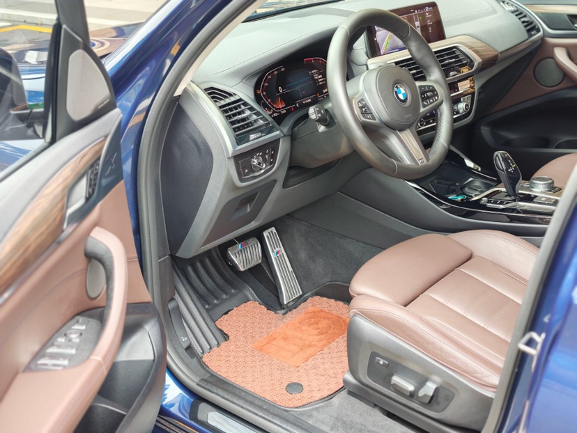 BMW X3 2019 #4 BMW X3 2019 car image #4