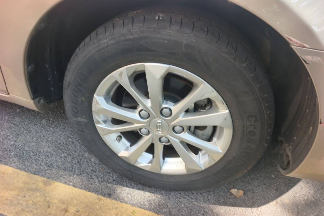 GEELY Emgrand 2021 #9 GEELY Emgrand 2021 imagen de coche #9
