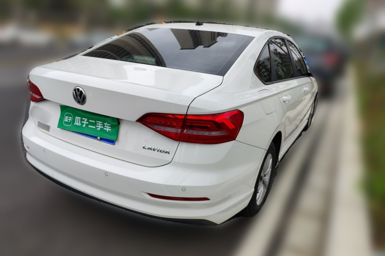 Volkswagen Lavida 2019 #7 Volkswagen Lavida 2019 car image #7