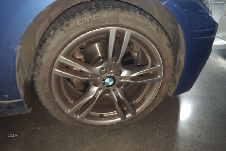 BMW 3 Series 2018 car image #9