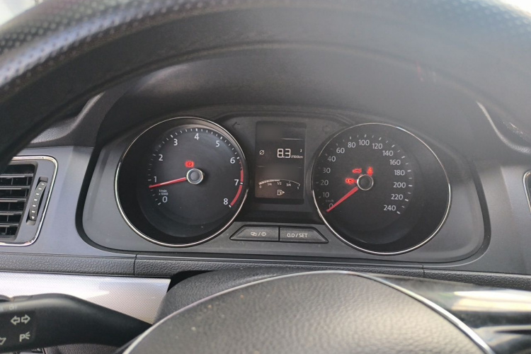 Volkswagen Lavida 2016 car image #16