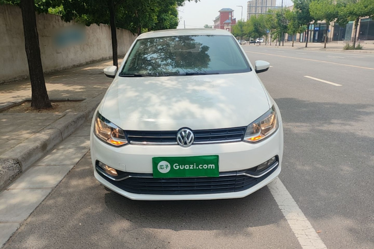 Volkswagen Polo 2018 car image #3