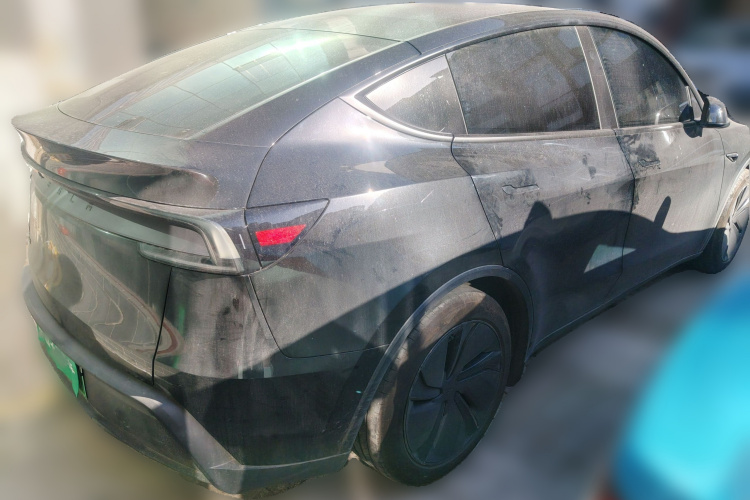Tesla Model Y 2026 #5 Tesla Model Y 2026 image de voiture #5