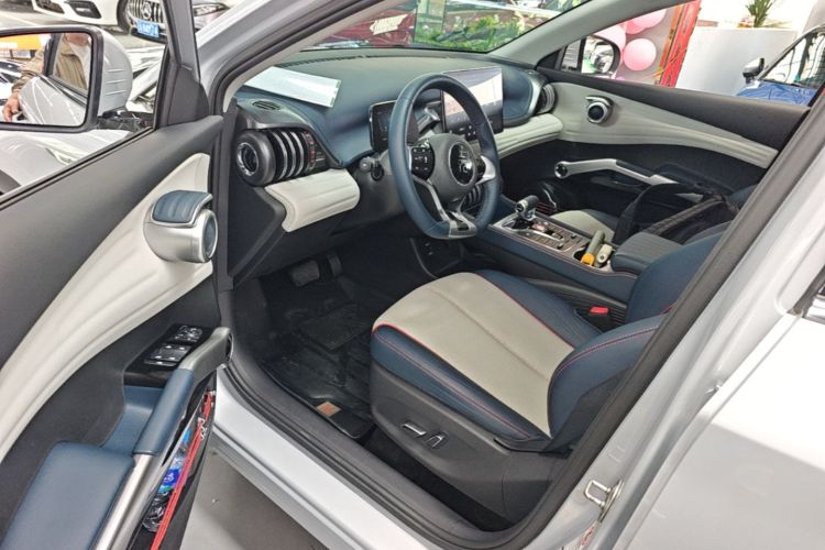 BYD Yuan Plus 2022 #12 BYD Yuan Plus 2022 car image #12