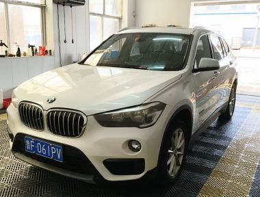 BMW X1 2017 BMW X1 2017 car image