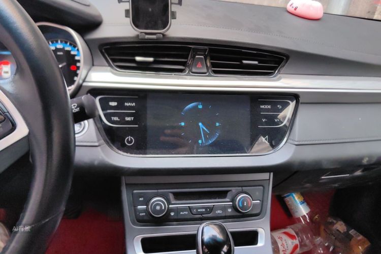 GEELY Emgrand 2019 car image #15