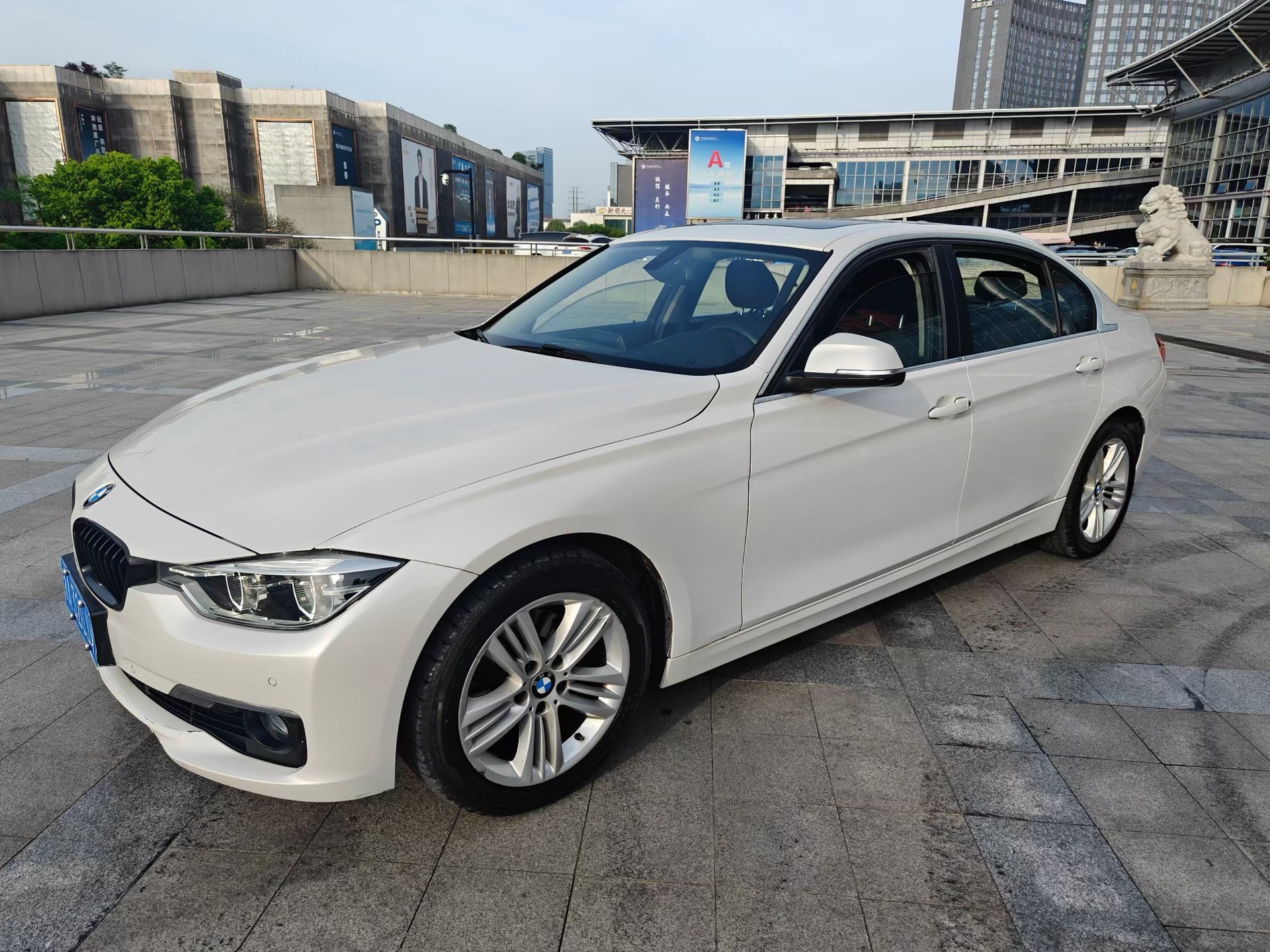 BMW 3 Series 2017 car image 