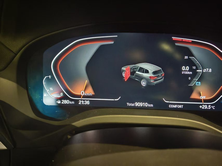 BMW X3 2019 car image #7