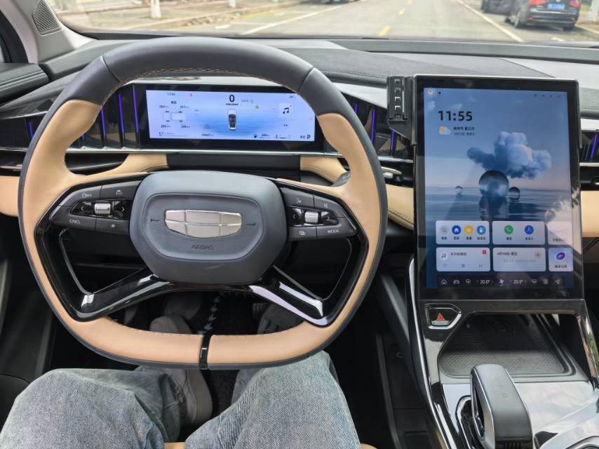 GEELY Boyue L 2023 car image #7