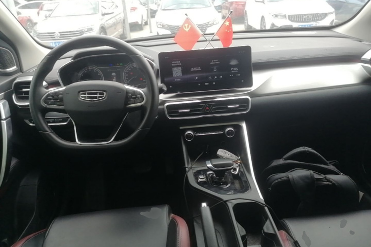 GEELY Coolray 2022 car image #11