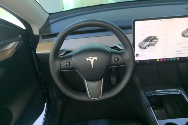 Tesla Model Y 2022 #11 Tesla Model Y 2022 immagine di auto #11