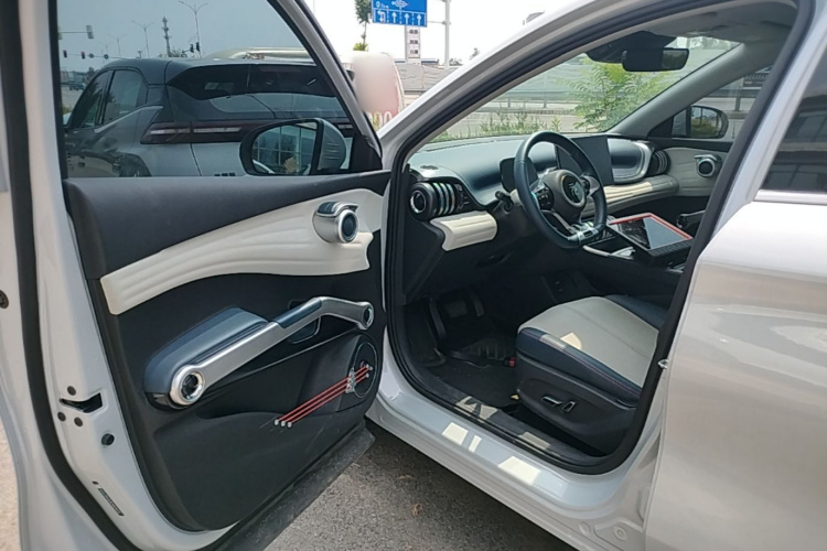 BYD Yuan Plus 2023 #16 BYD Yuan Plus 2023 car image #16