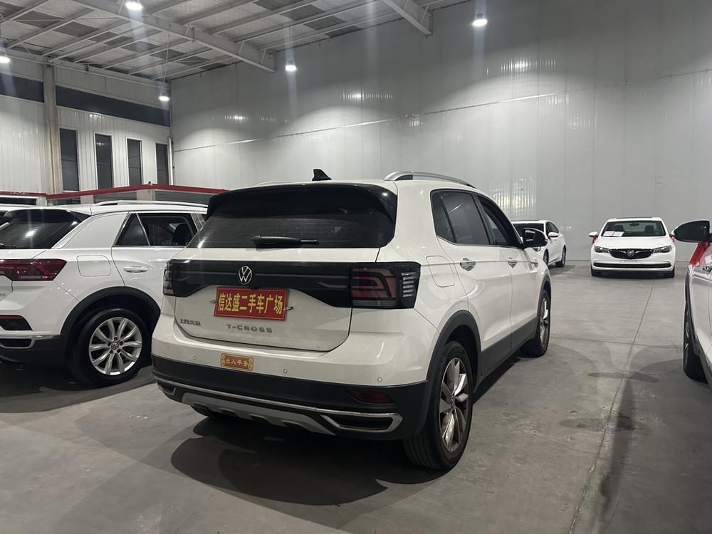 Volkswagen T-Cross 2021 #6 Volkswagen T-Cross 2021 car image #6