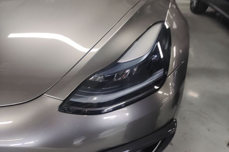 Tesla Model 3 2023 car image #23