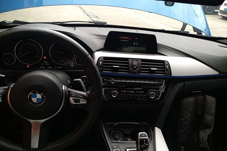 BMW 3 Series 2018 #11 BMW 3 Series 2018 car image #11