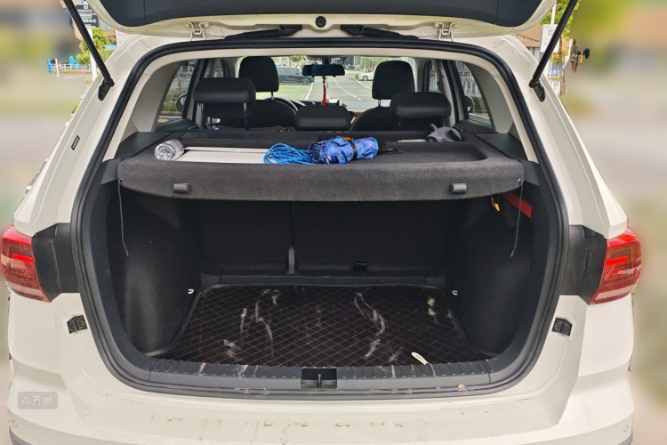 Volkswagen Tharu 2023 car image #21