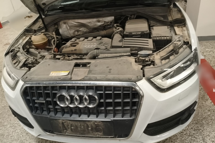 Audi Q3 2015 #22 Audi Q3 2015 car image #22