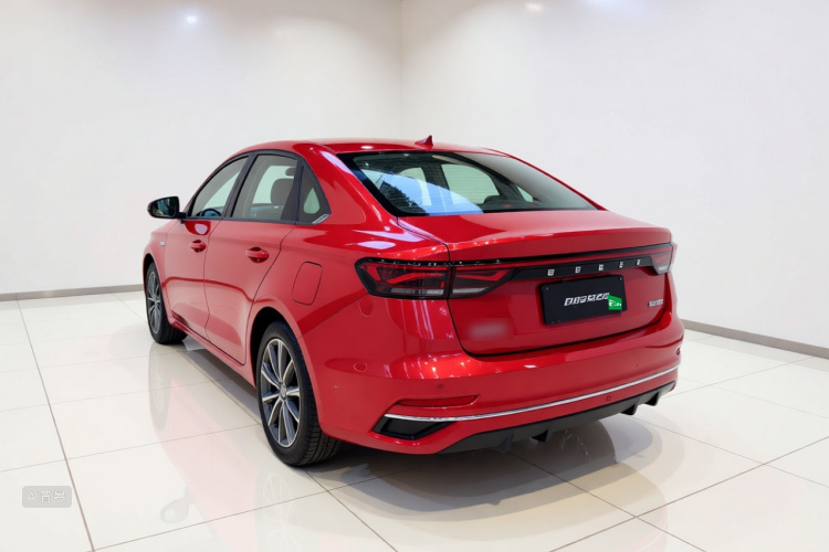 GEELY Emgrand 2022 #5 GEELY Emgrand 2022 car image #5