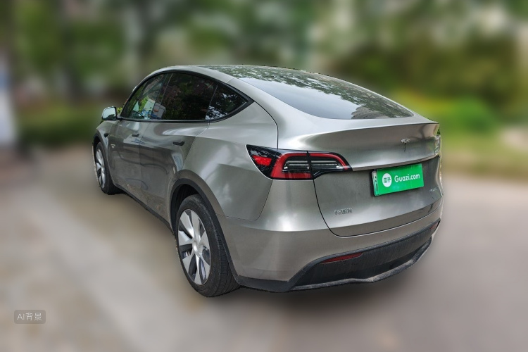 Tesla Model Y 2023 #5 Tesla Model Y 2023 car image #5