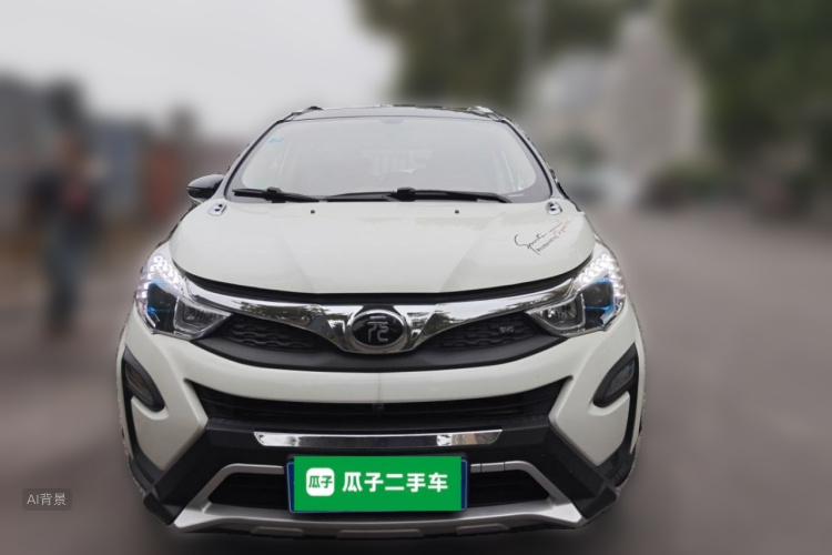 BYD Yuan 2016 #3 BYD Yuan 2016 изображение автомобиля #3