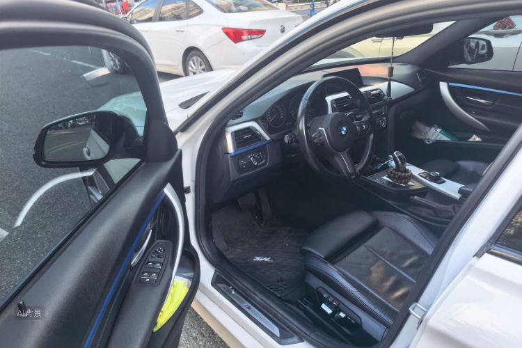 BMW 3 Series 2018 #18 BMW 3 Series 2018 immagine di auto #18