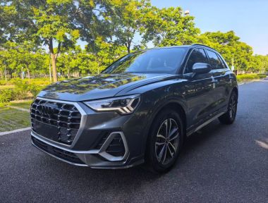 Audi Q3 2023 car image 