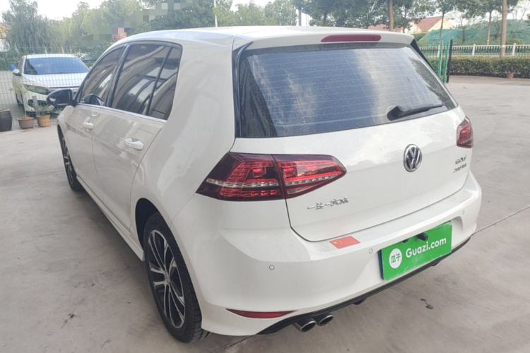 Volkswagen Golf 2016 car image #5
