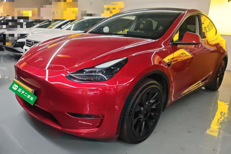 Tesla Model Y 2023 #2 Tesla Model Y 2023 car image #2