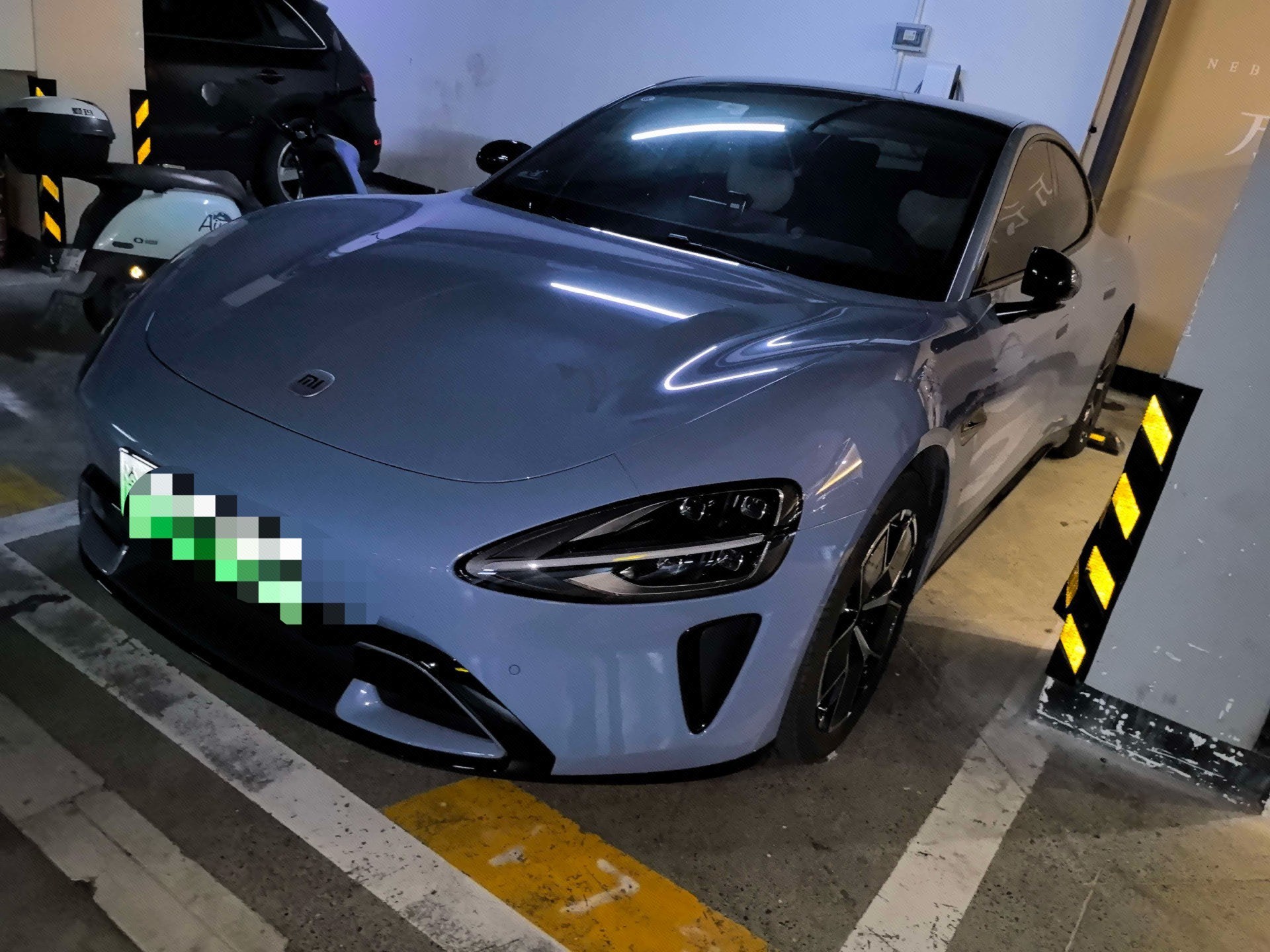 MI SU7 2024 car image 