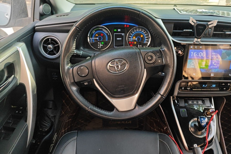 Toyota Corolla 2018 car image #11