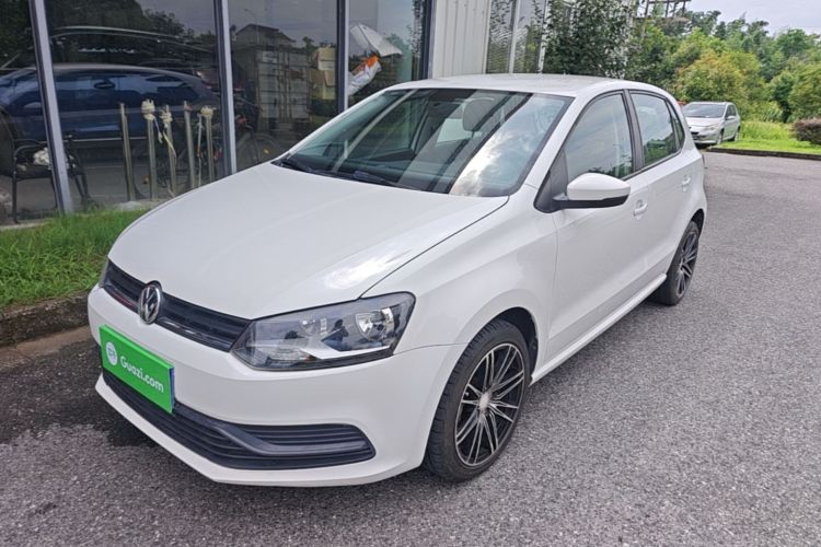 Volkswagen Polo 2016 car image #2