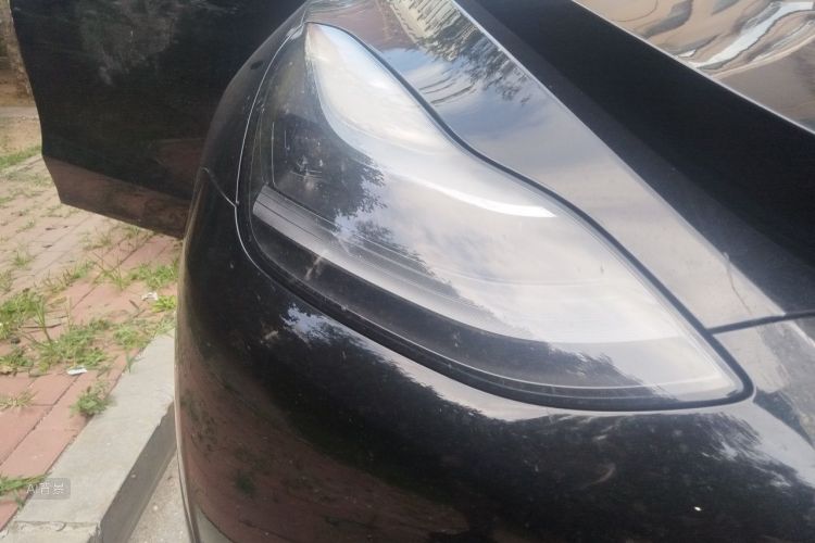 Tesla Model Y 2022 #8 Tesla Model Y 2022 car image #8
