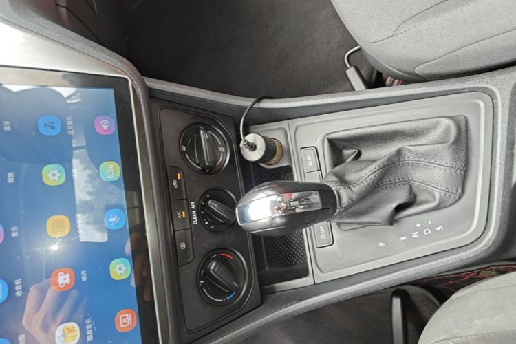 Volkswagen Lavida 2019 #14 Volkswagen Lavida 2019 car image #14