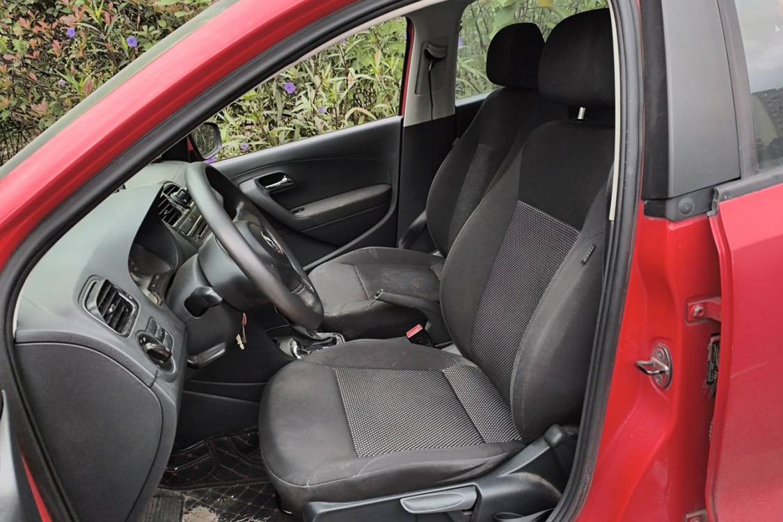 Volkswagen Polo 2012 #18 Volkswagen Polo 2012 صورة سيارة #18