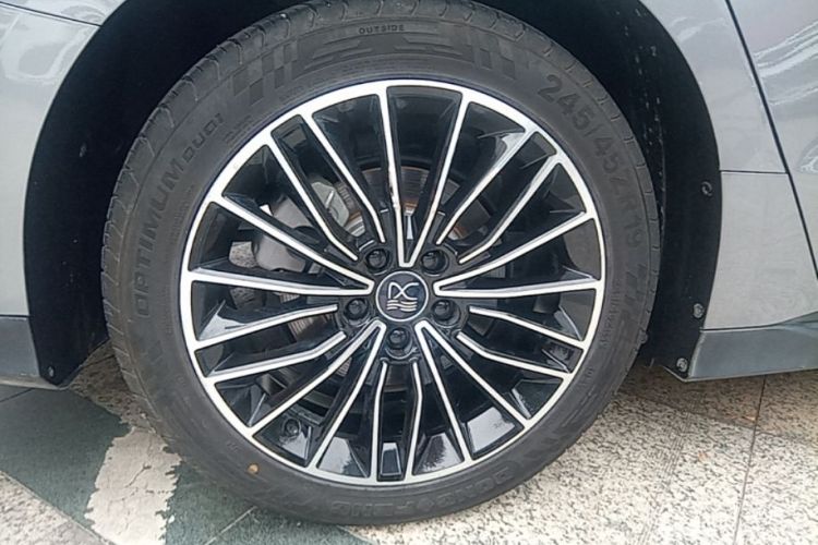 BYD Han 2022 car image #4