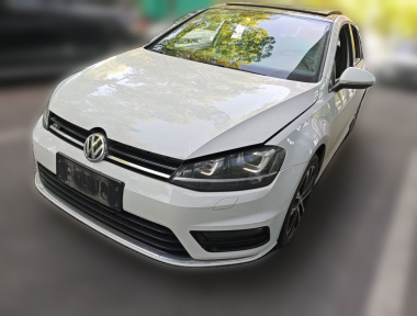 Volkswagen Golf 2017 car image 