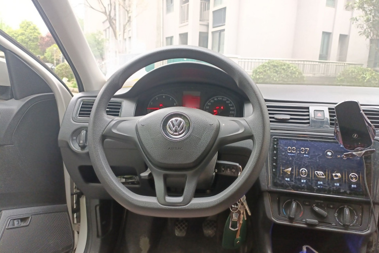 Volkswagen Santana 2020 car image #15