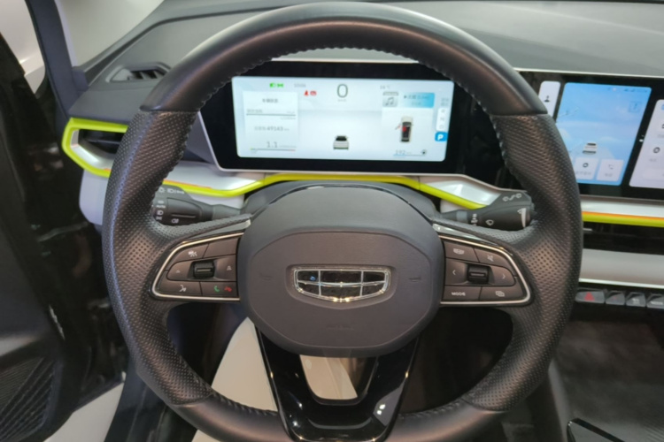 GEELY Coolray 2022 #11 GEELY Coolray 2022 car image #11