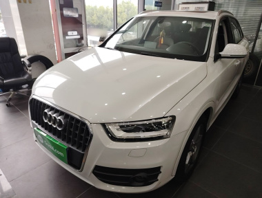 Audi Q3 2016 Audi Q3 2016 immagine di auto