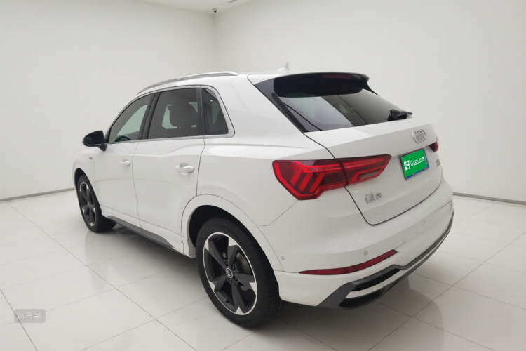 Audi Q3 2022 #5 Audi Q3 2022 car image #5