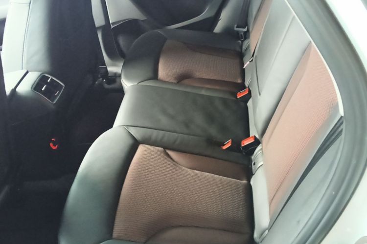 Audi Q3 2016 #17 Audi Q3 2016 car image #17